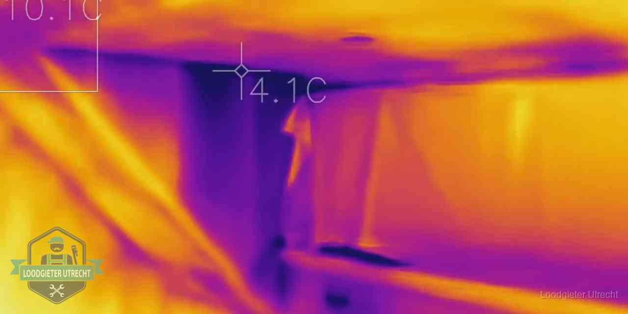 Thermografie bij lekdetectie in Utrecht Warmtebeeldopname van een vloerconstructie tijdens lekdetectie in Utrecht
